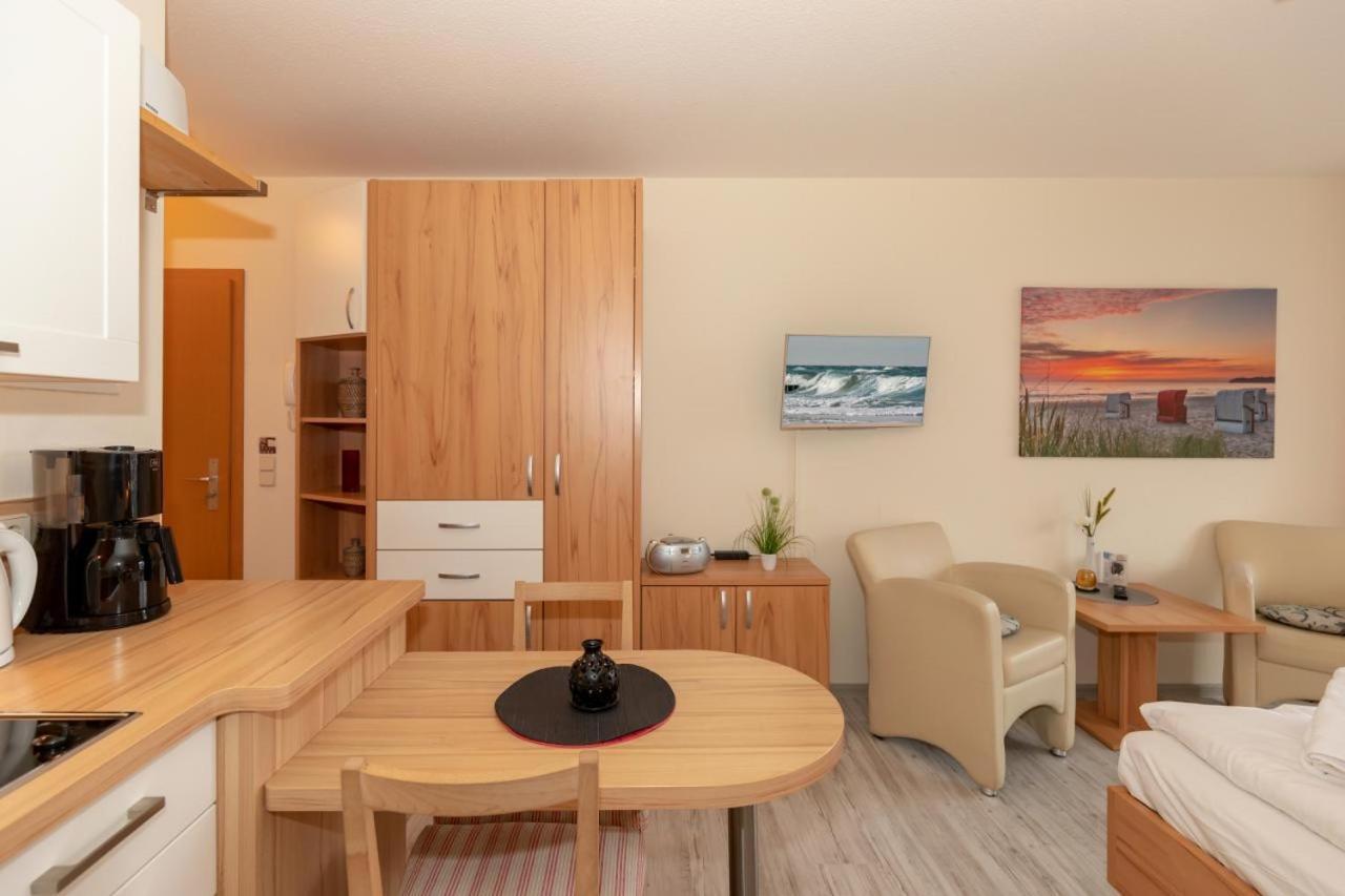 Yachthafenresidenz - Wohnung 9308 / 891 Ostseebad Kühlungsborn Zimmer foto